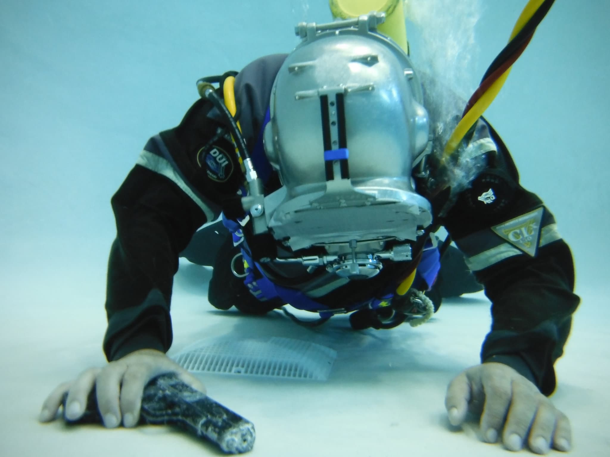 Surface Diving Machine Surface Supplied Diving for Public Safety Divers – Kirby Morgan Pro ...
